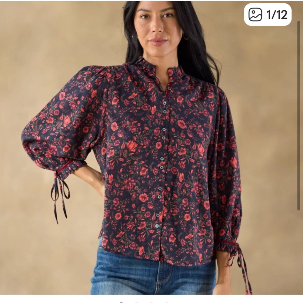 Sundance Navy and Red Floral Blouse size large cottage core resort wear